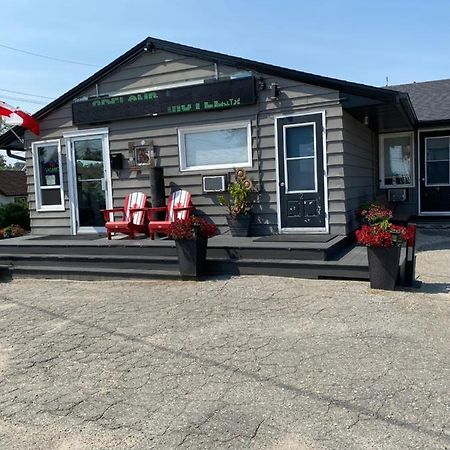 Oreland Motel Flin Flon Luaran gambar